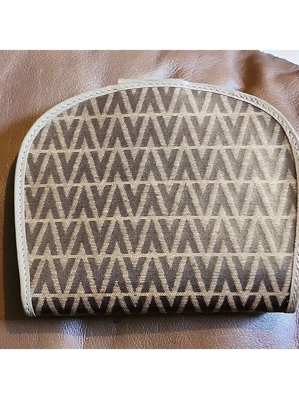 Mario Valentino  Wallet - Picture 3 of 15